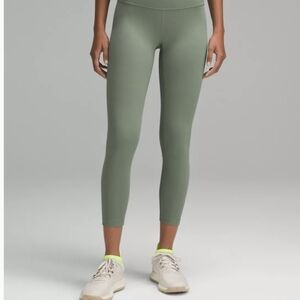 Lululemon Women Legging Wunder Train High-Rise Ribber tight 25" size 12